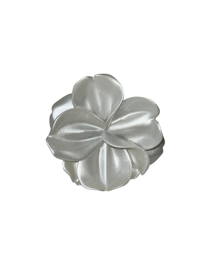 Magnolia Pearl Ring