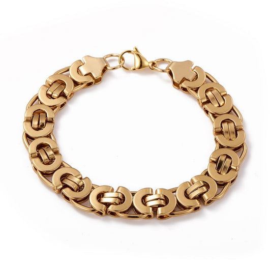 Braided Stainless Steel Bracelet - 22cm unisex premium design by SIETE Y UNO
Gold chain bracelet on a white background