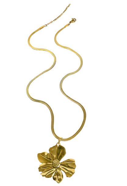 Sela Necklace