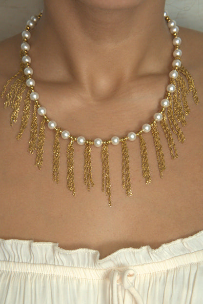 Minimalist Golden Chain Necklace Shell pearls Pendant 18k