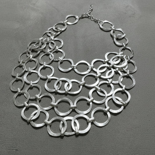 Vellón Circle Necklace